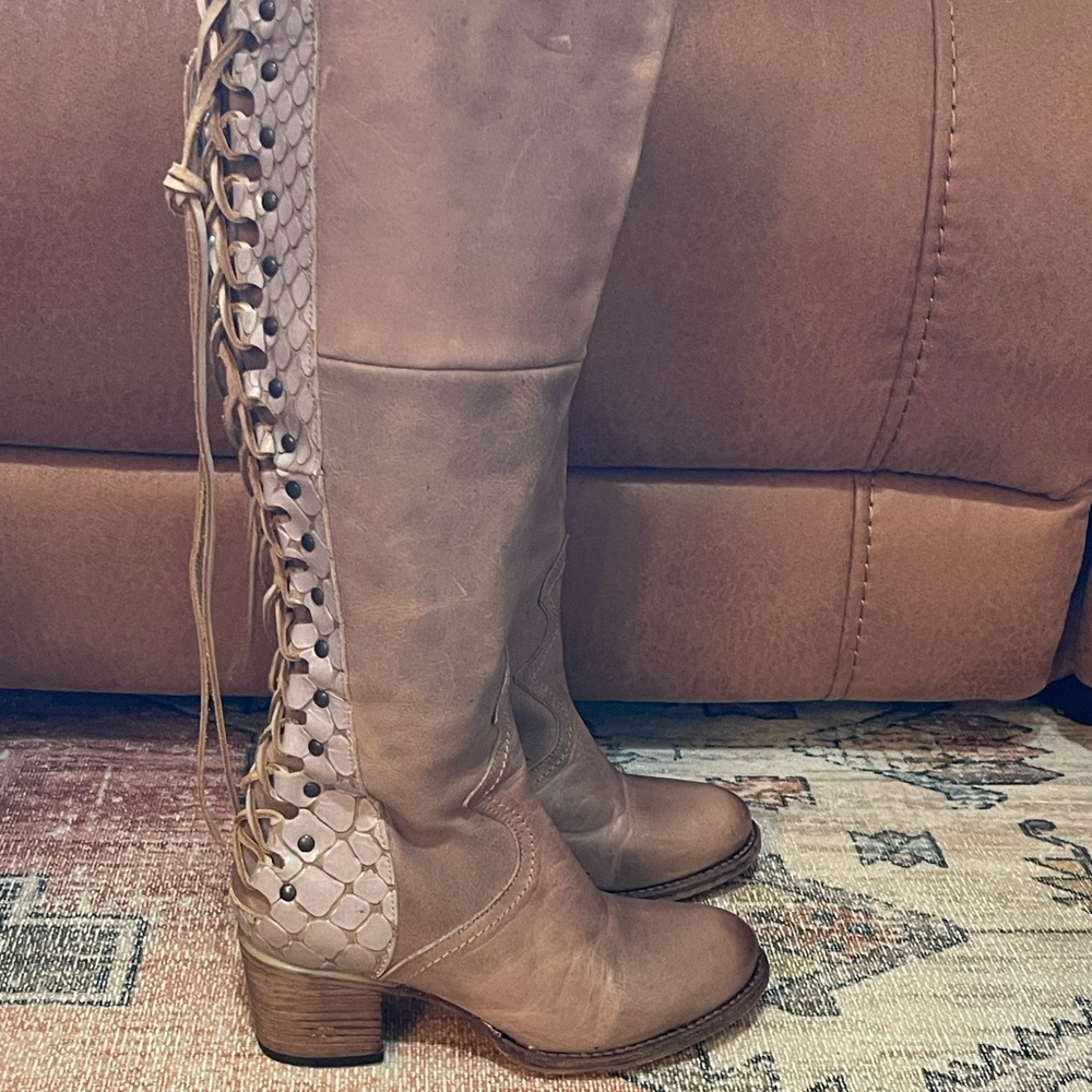 Free bird boots, Catrina, real leather excellent condition